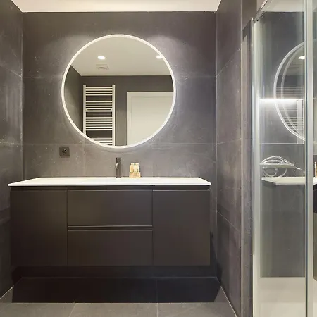 The Collection - Garibai Saint-Sébastien