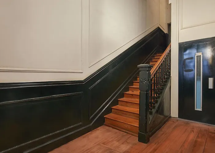 The Collection - Garibai * Σαν Σεμπαστιάν