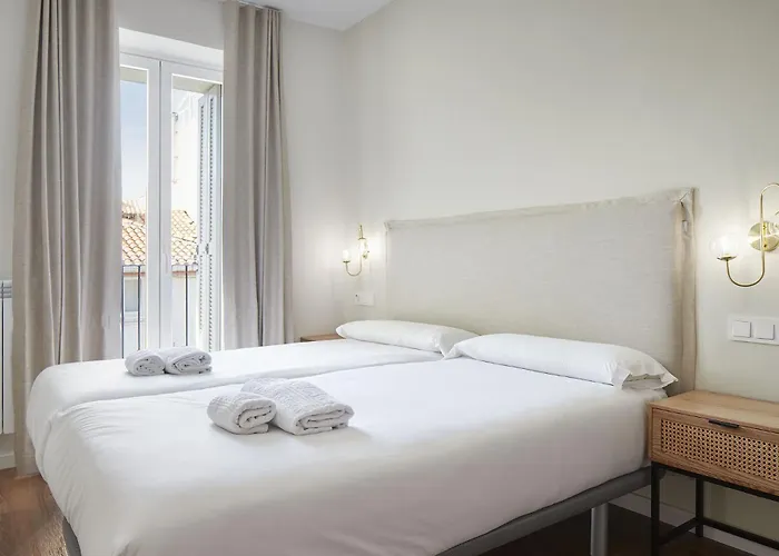 The Collection - Garibai Σαν Σεμπαστιάν